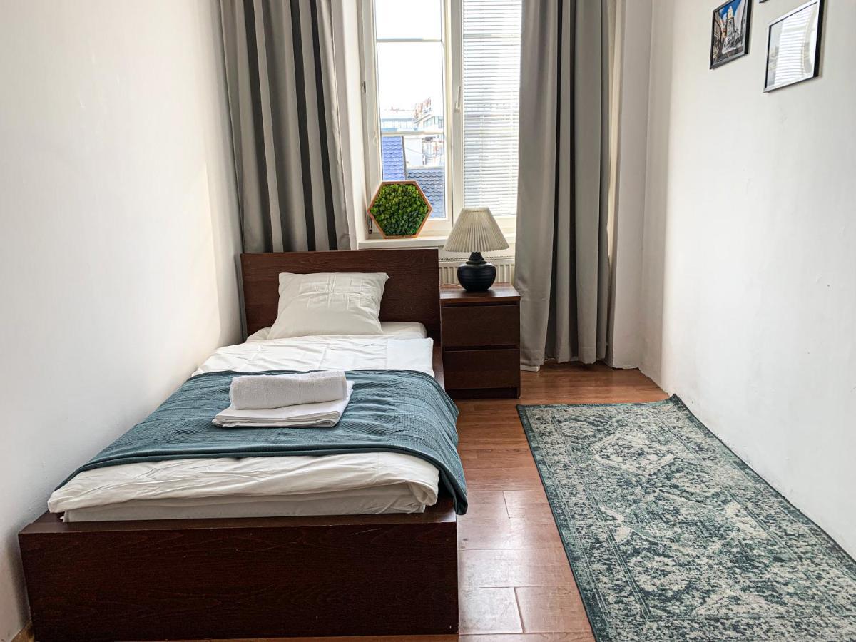 Cozy Downtown City Living Bratislava Exterior photo